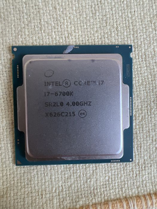Процессор intel core i7 6700 4 ядра 8 потоков 4.0 Ггц частота идеал