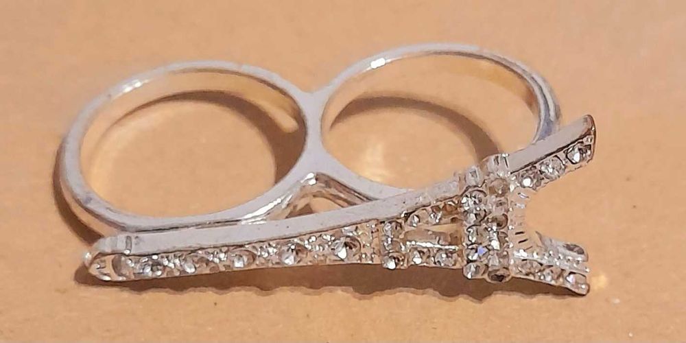 Anel de dois dedos- Mulher