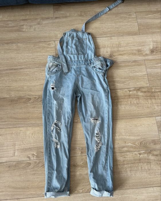 Jeansowe ogrodniczki damskie
