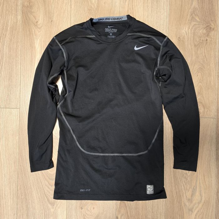 Nike Pro Combat Hypercool Compression