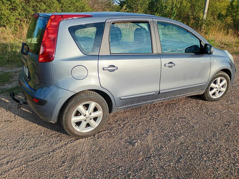 Nisan Note 1.4 бензин 2007