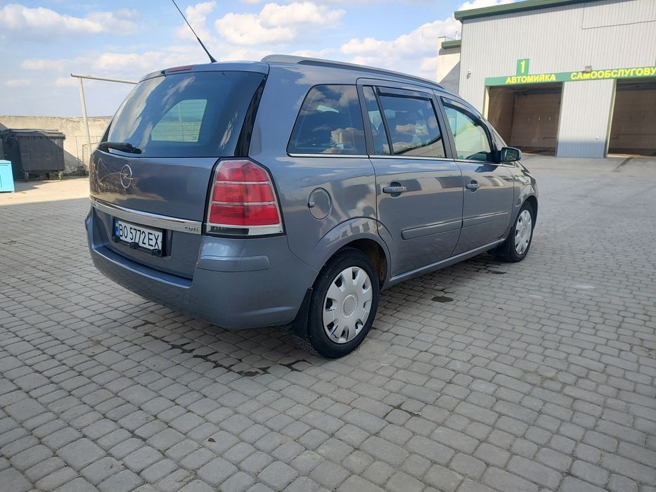 Opel Zafira b 1.9ctdi 2005 рік