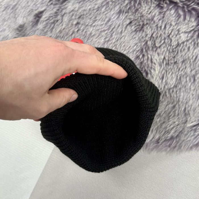 Нова шапка Helly Hansen Beanie Стандарт розмір 00145