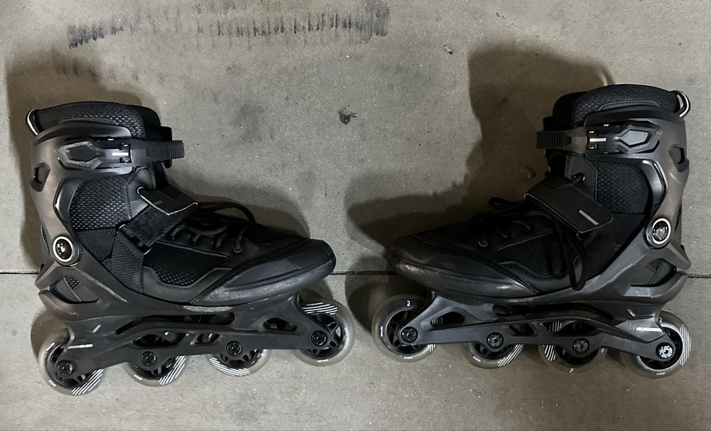 Patins em linha em bom estado