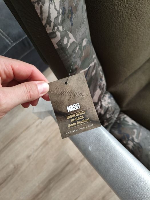 Fotel wędkarski, karpiowy firmy Nash Indulgence Hi-Back Auto Rec