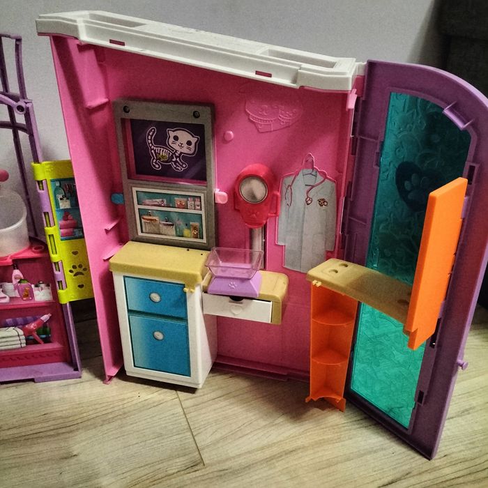 Barbie weterynarz+ gratisy