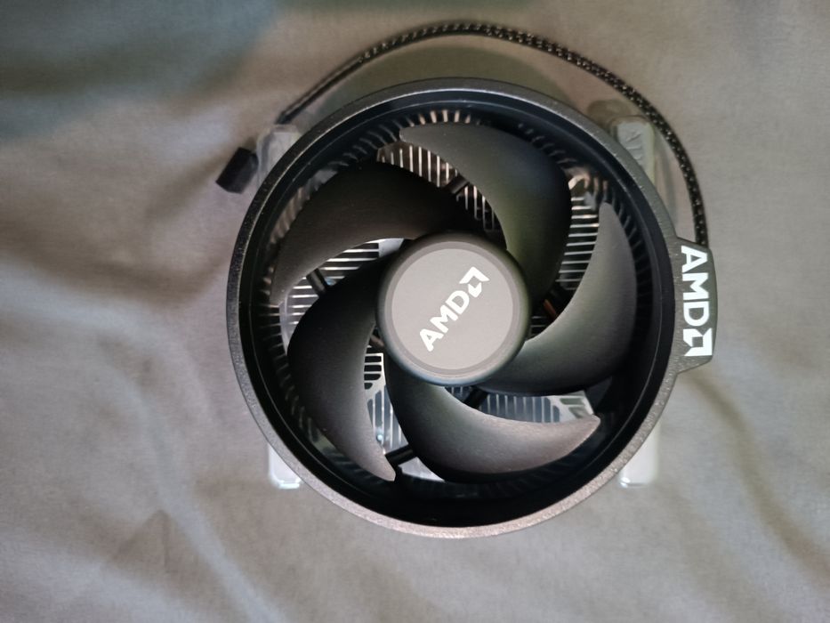 Ryzen 2600 + cooler original novo+ caixa