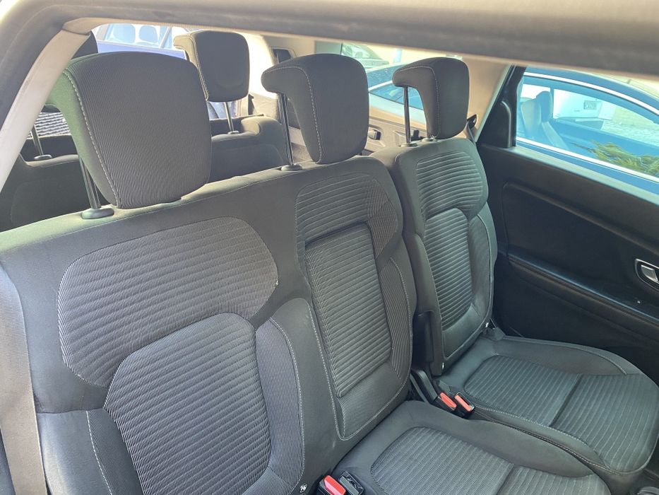 Renault Grand Scenic 1.5 DCI  110 CV.  Automática