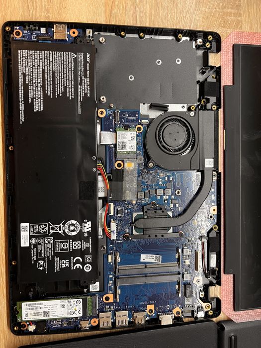 Продам ноутбук Acer p214 53