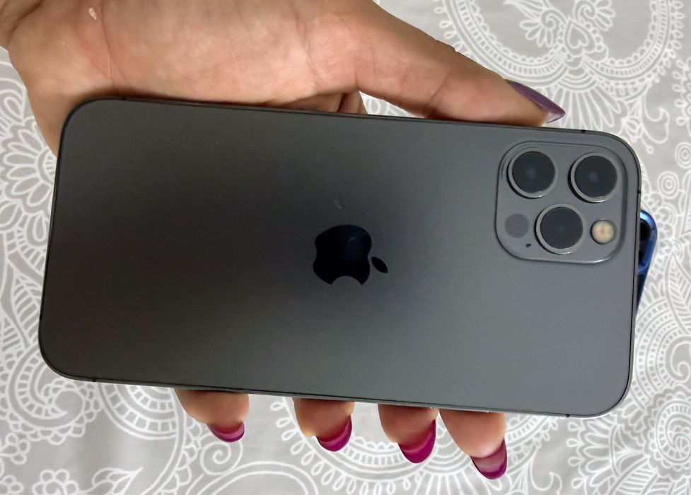Iphone 12 pro em bom estado