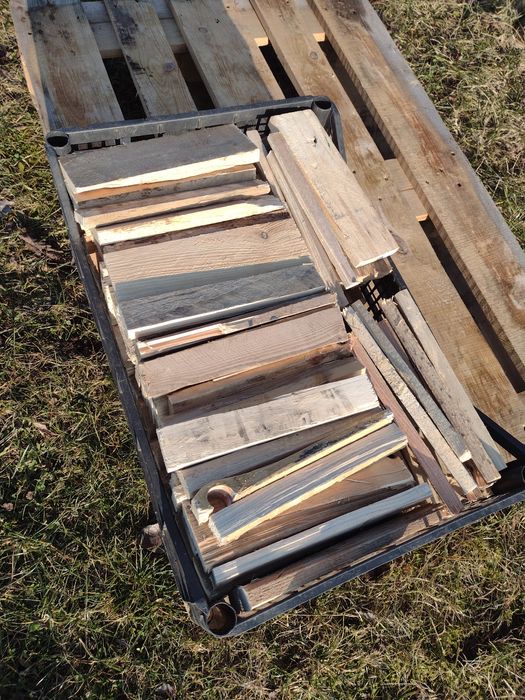 Drewno opałowe kominkowe suche