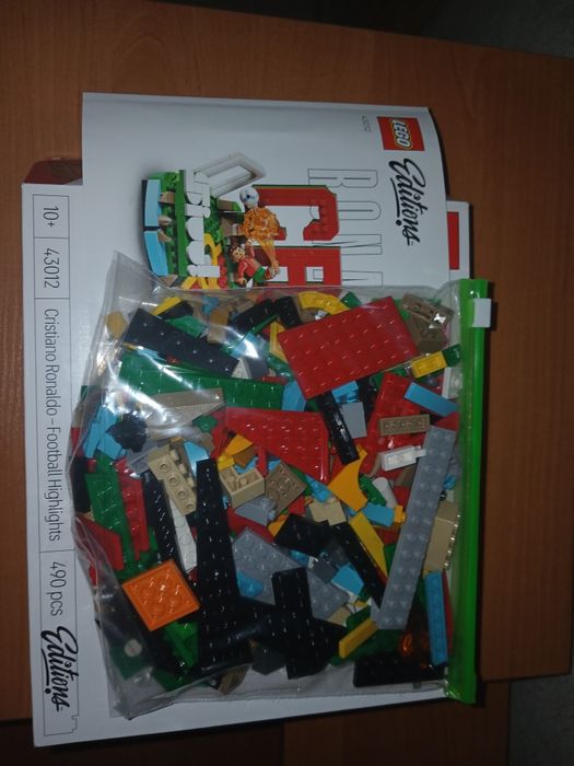Lego minifigures, CR7