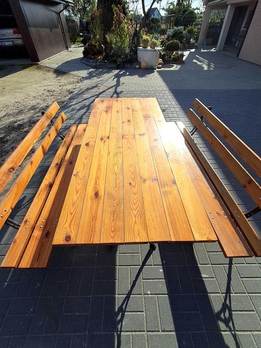 Zestaw ogrodowy drewniano-stelazowy