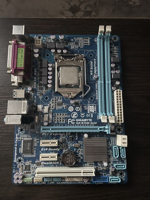 Материньска плата gigabayte