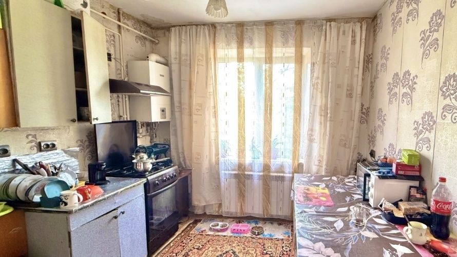 4-кімната квартира в м. Кам'янське від власника!!!