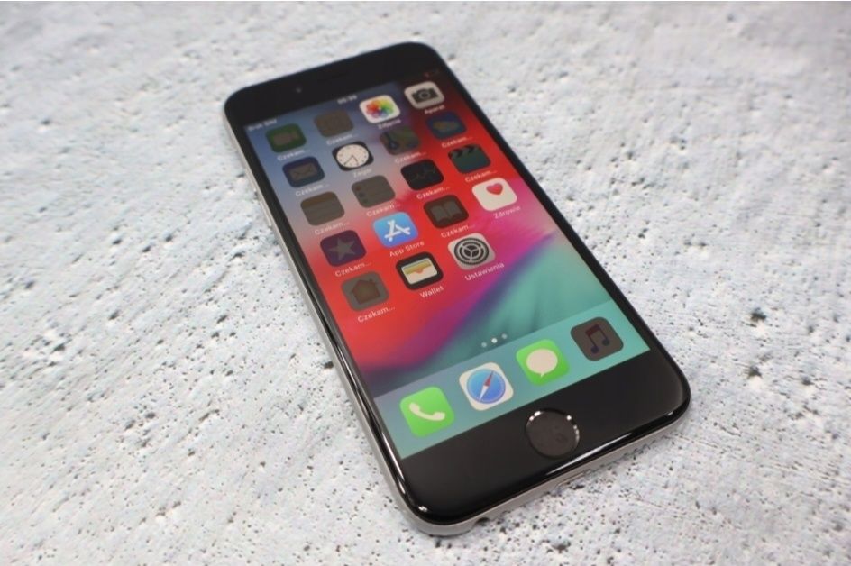 Smartfon aple iPhone 6  1 GB /16 GB mega okazja