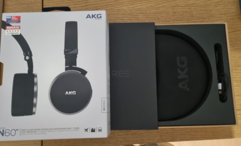 [Vendo] Auscultadores AKG N60 Noise Cancelling