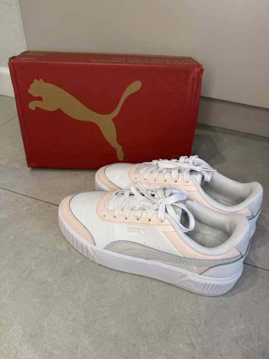 Жіночі шкіряні кросівки Puma