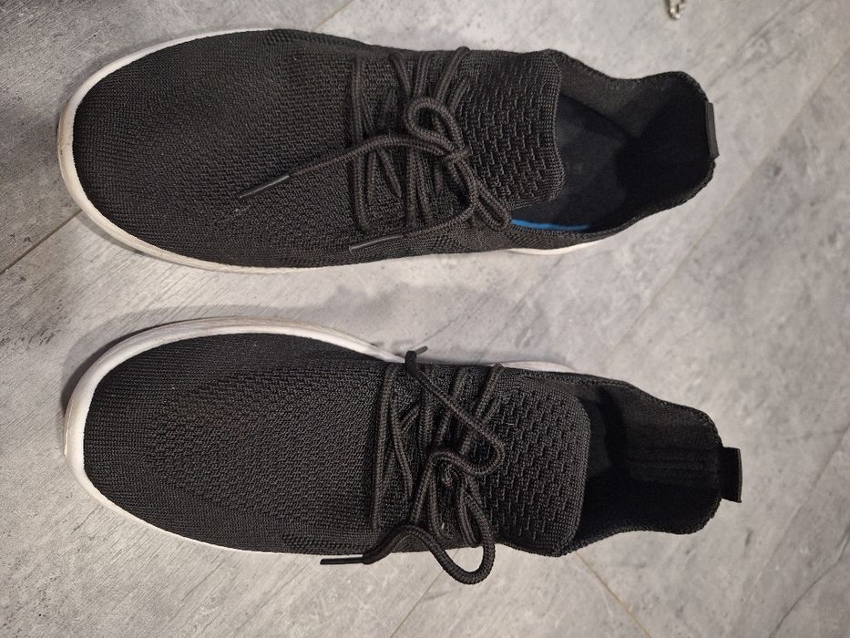 Buty czarne rozm. 41