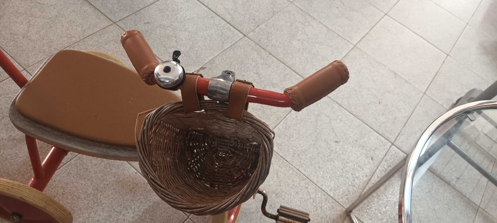 Triciclo infantil Belanwood Vermelho