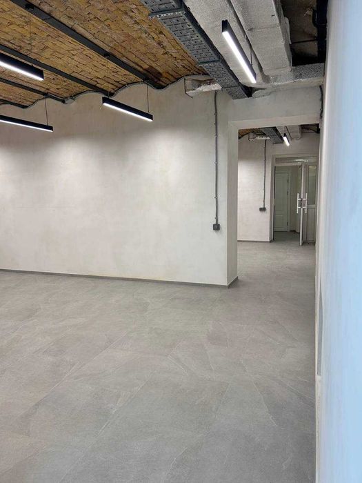 Продаж нежитлового приміщення 170 кв.м. центр, вул. Володимирська, 6