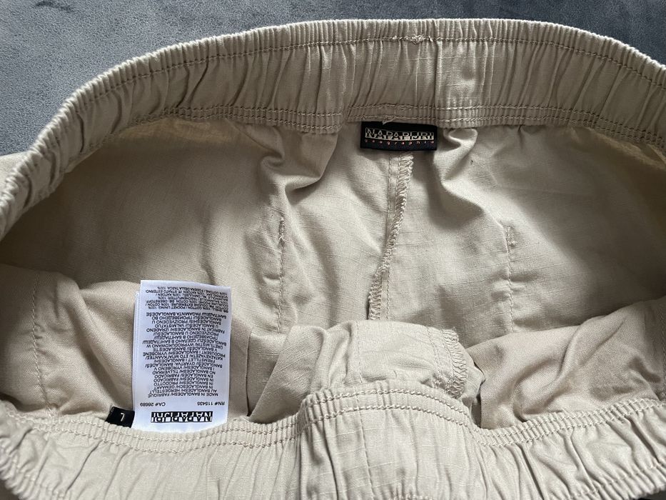 Штани карго від Napapijri