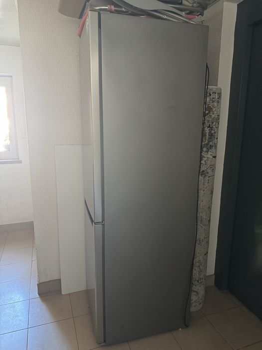 frigorífico indesit - Novo