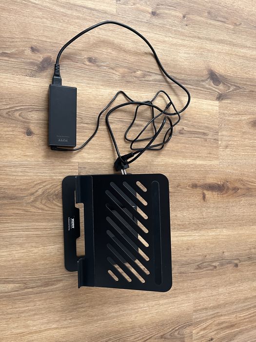 Docking Station Port Designs 2 in 1 USB-C com Notebook Stand