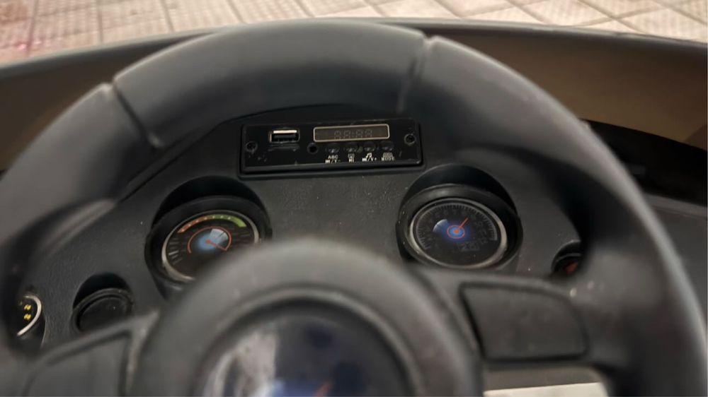 Carro criança pouco uso