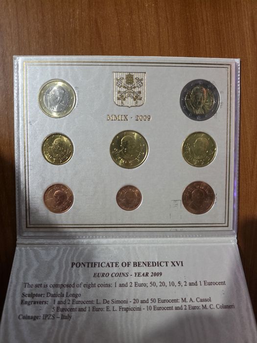 carteira oficial de moedas de Euro do Vaticano, emitida em 2009