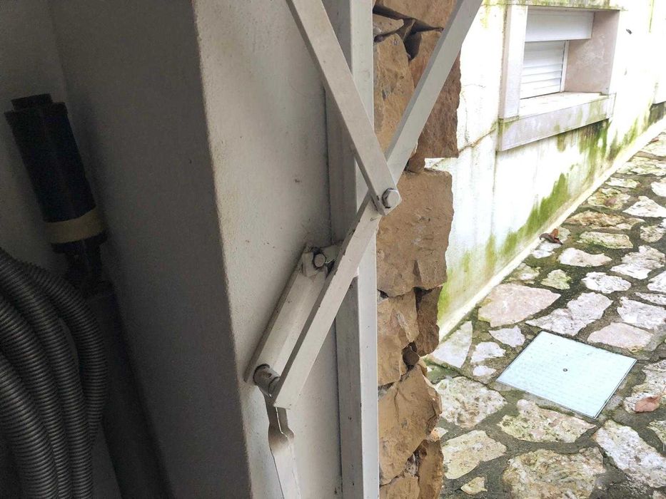 Portão de garagem basculante manual 2,52 x 2,20 m