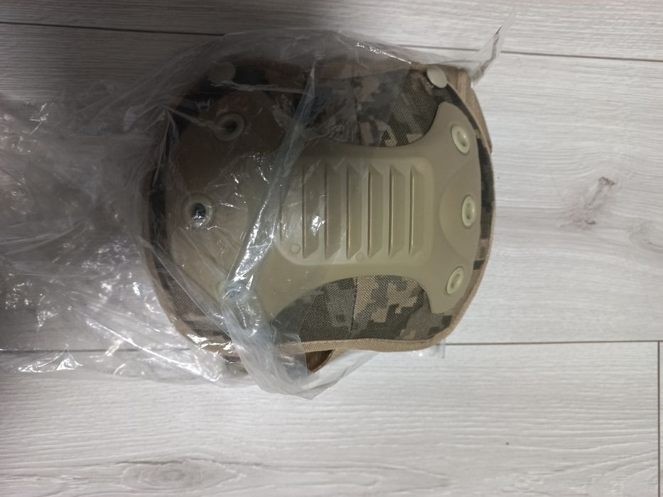 Продам наколінники