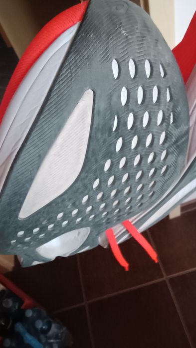 Asics Magic speed 4 Karbon używane około 20 kilometrów ORYGINALNY super cena