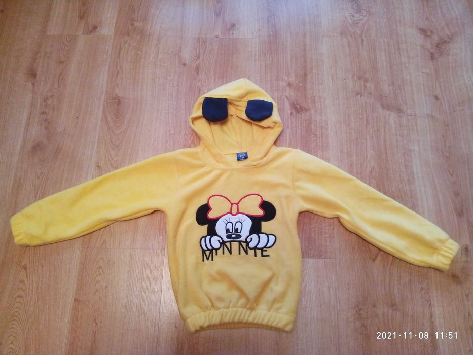żółta bluza polarowa z myszką minnie