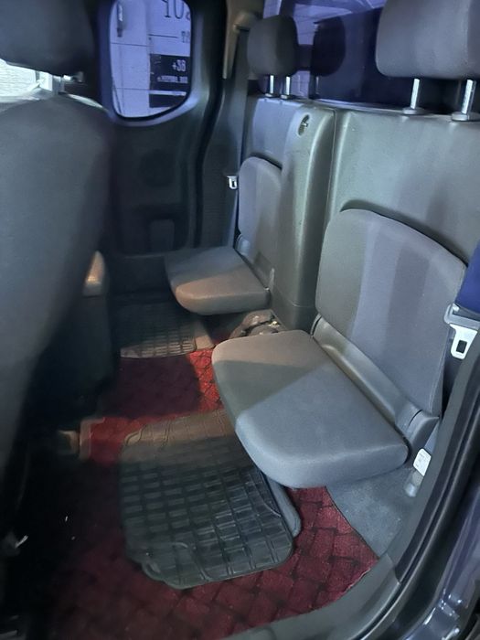 Nissan Navara 2007 рік