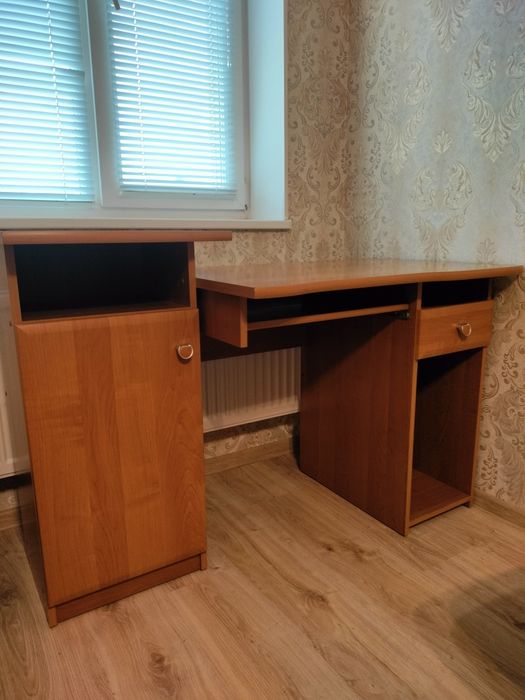 Стінка,комп'ютерний стіл+крісло