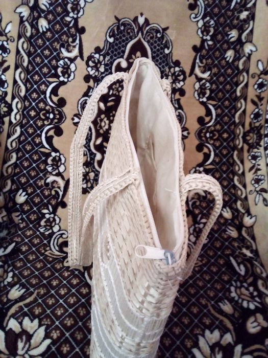 Продам легку жіночу сумку