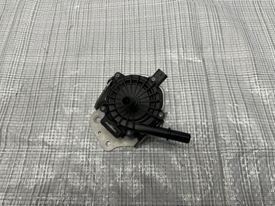 Pompa wody renault austral e-tech 149413358R
