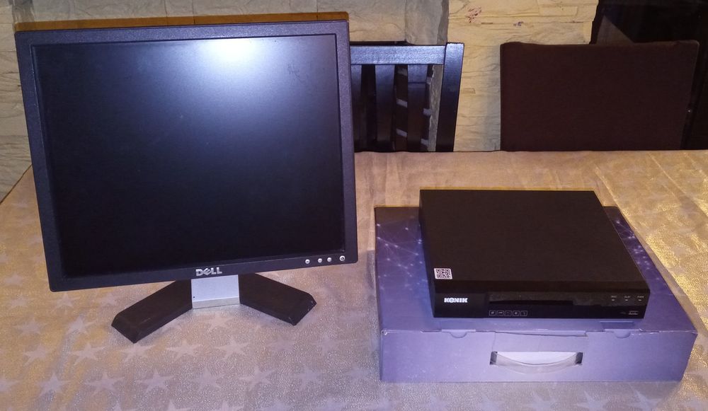 Rejestrator CCTV Kenik 4 kanałowy + Monitor Dell