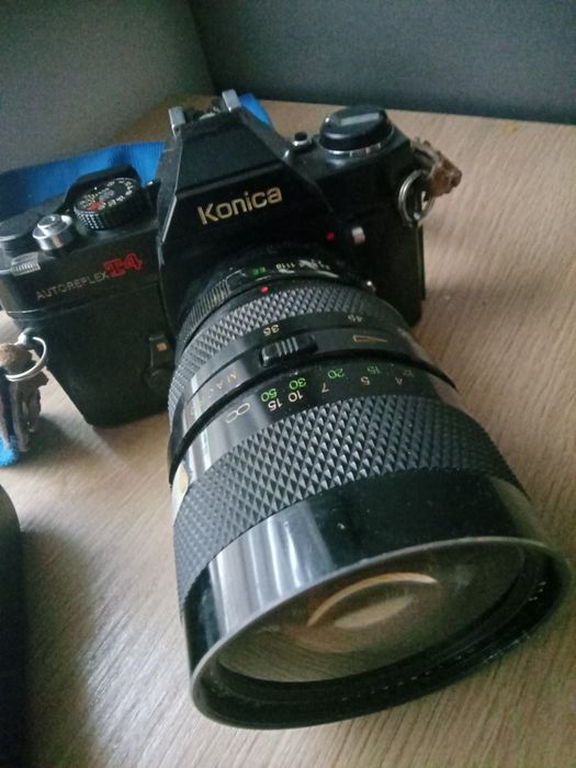 Konica autoreflex t4