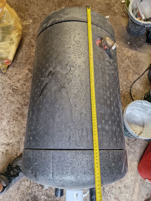 Zbiornik na wode z naczyniem przeponowym