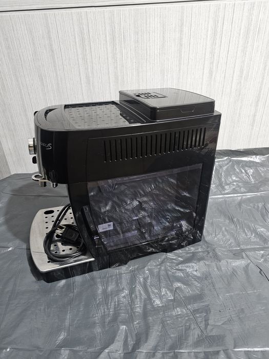 Кавоварка Delonghi Magnifica S