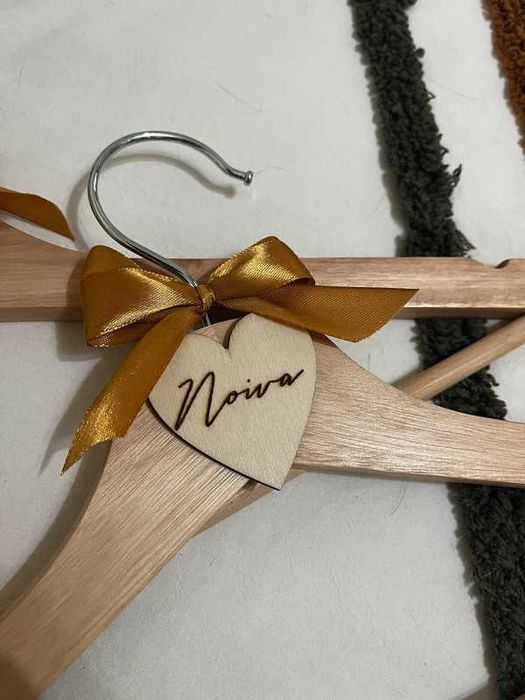 Cabides/cruzetas Noivos