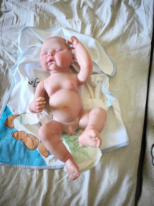 Boneco Menino muito bonito