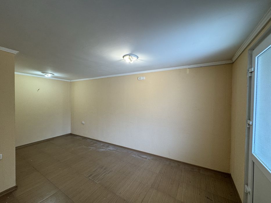 Продажа фасадного помещения на Центральном Проспекте