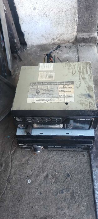 Магнітофони не робочі, автомагнітоли