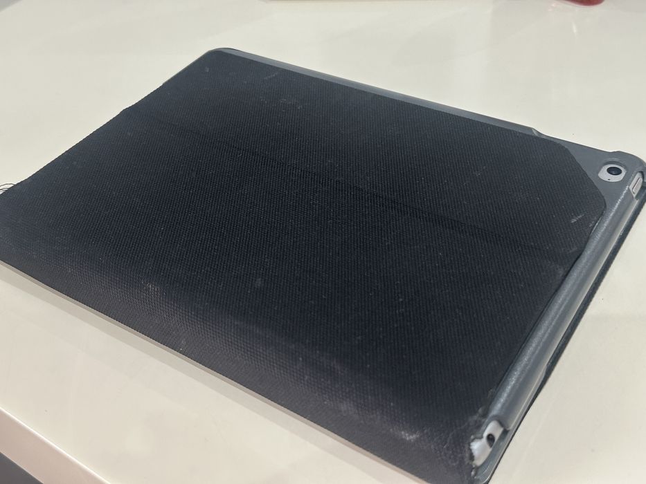 Ipad Air 2 com Teclado Logitech 32gb