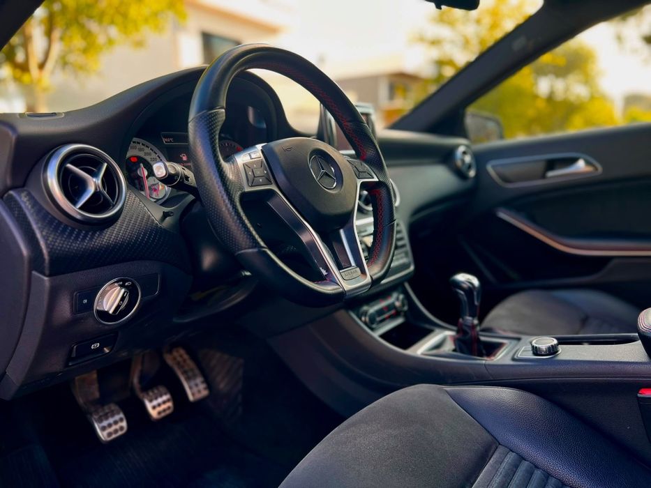 Mercedes Benz classe a 180 CDI versão AMG  com 150 mil KLM