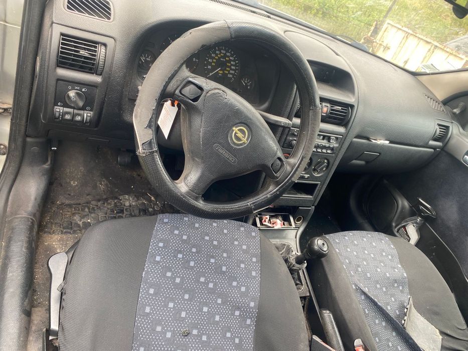 Opel Astra G  leia o anúncio