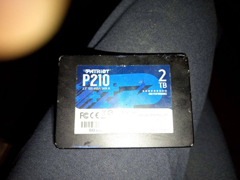 Dysk SSD 2terabajty sata 3 (2,5)( 6gb/s)
